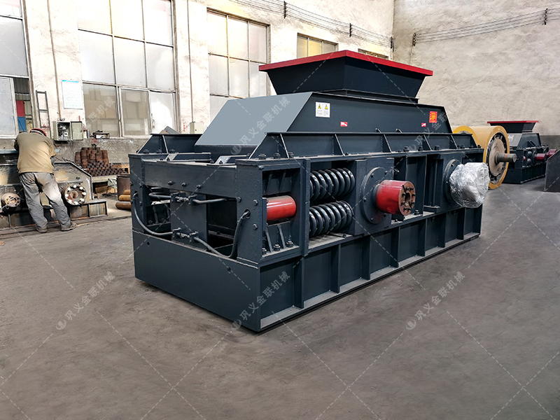 鵝卵石對輥破碎機(jī)介紹，為什么選擇金聯(lián)機(jī)械？